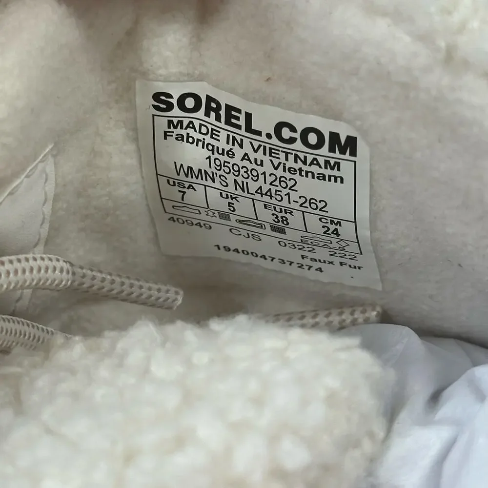 Sorel Women's Explorer II Carnival Cozy‎ Waterproof Boots Size 7